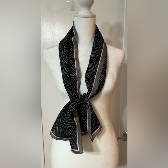 Vtg 100%Silk Scarf - Elaine Gold for Collection XIIX Black Grey Geometric NWT - Picture 6 of 12
